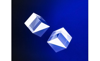 3 мм, без покрытия, λ/10, прямоугольная призма из кремнезема, плавленого УФ-излучением